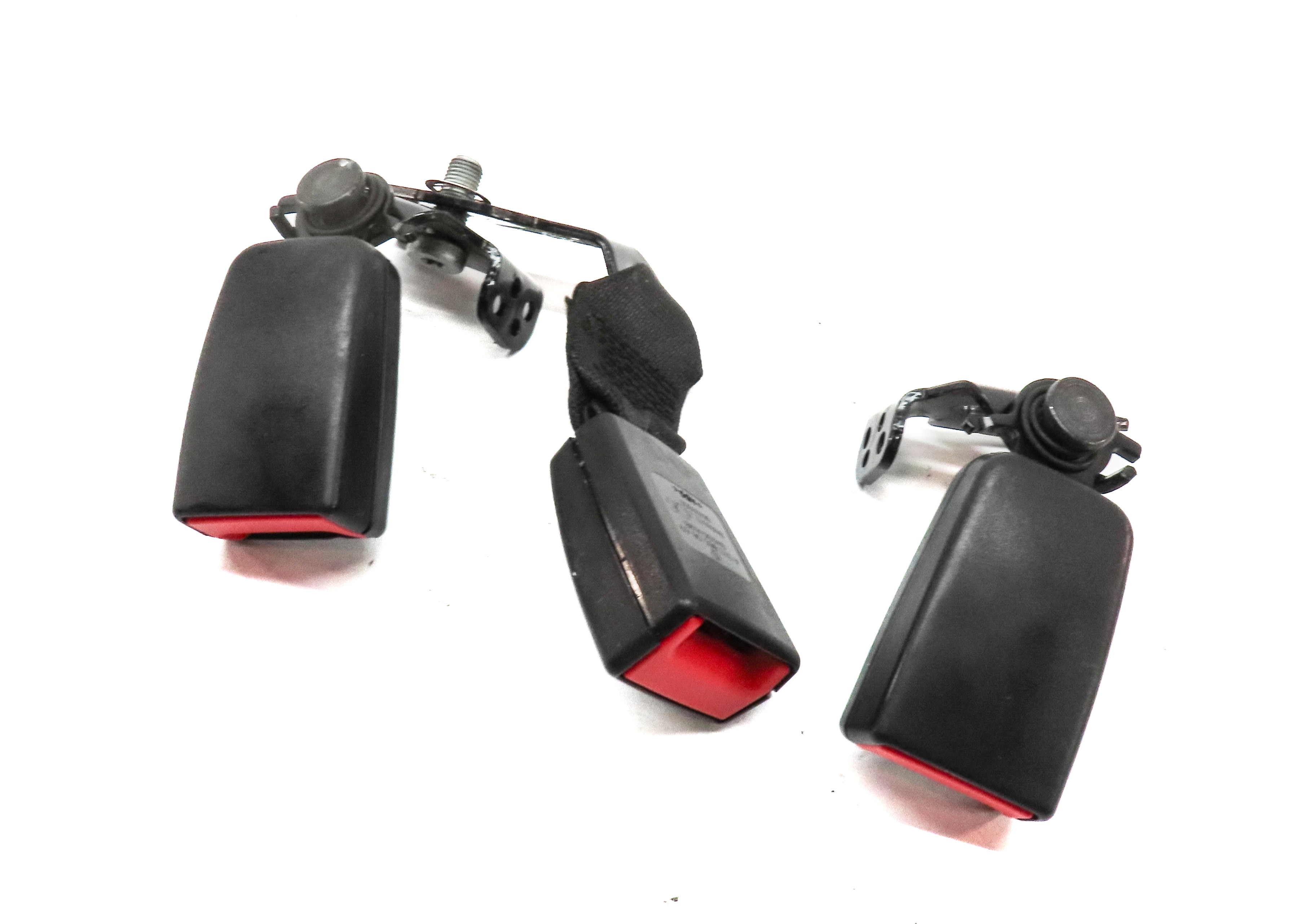 2013 MERCEDES E350 (W212) REAR LEFT CENTER RIGHT SEATBELT BUCKLE RECEIVER SET/3 — exact item pictured